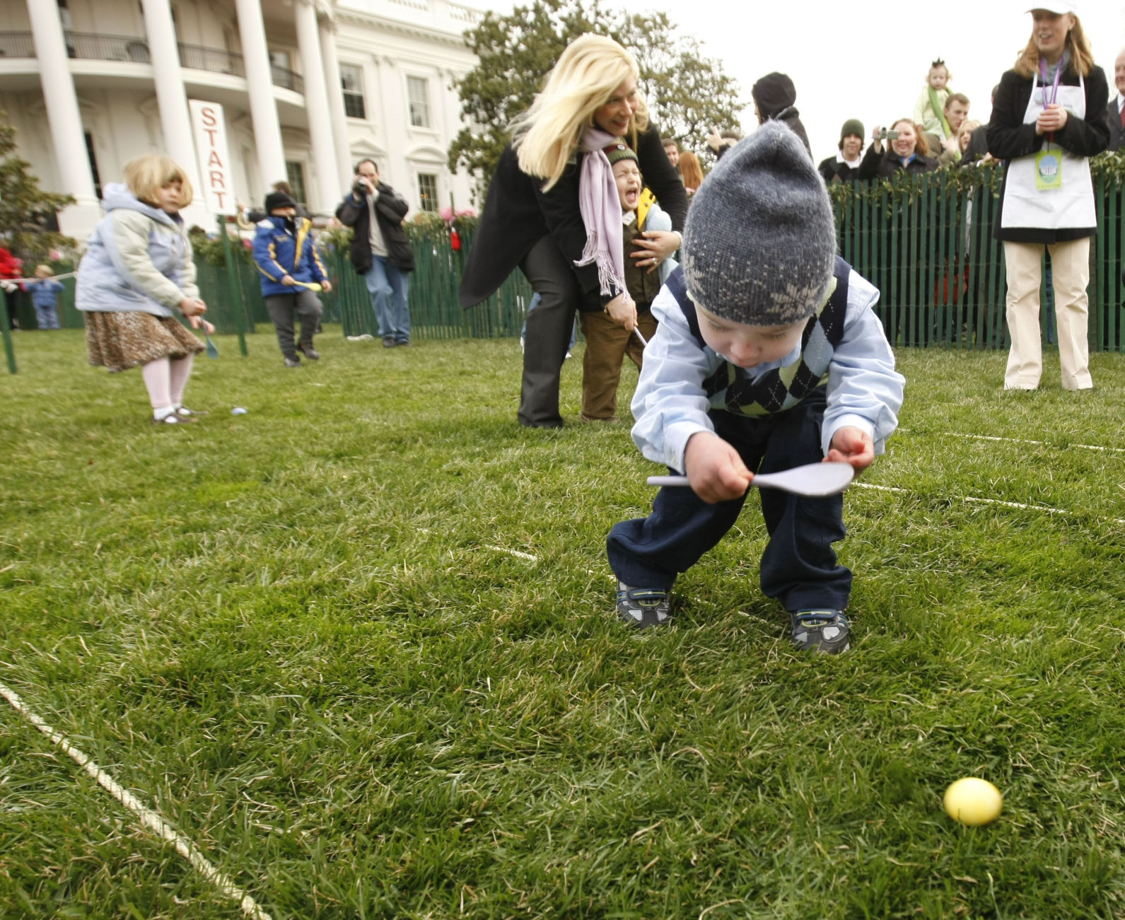 White House Easter, 2008